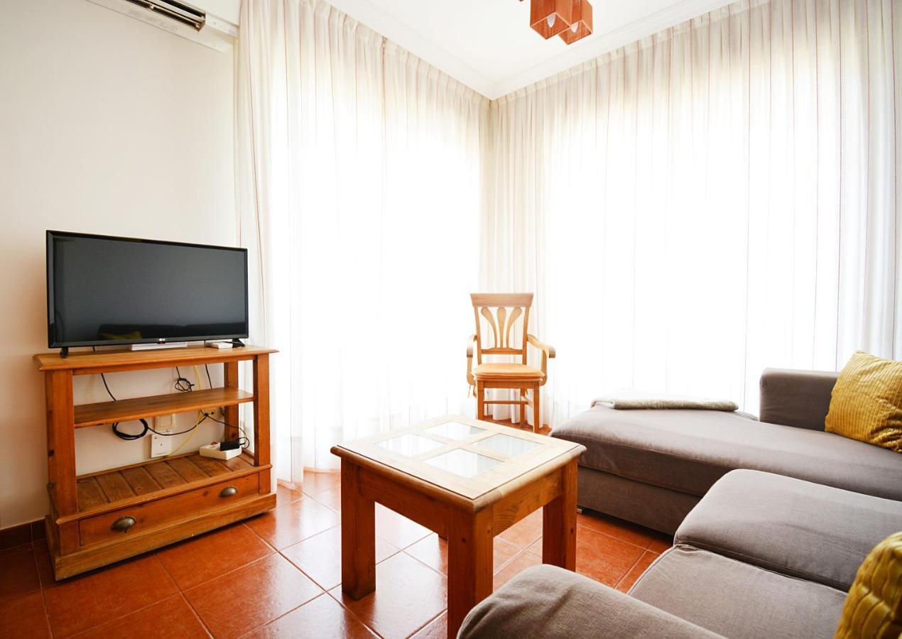 Galihost - Apartamento Con Piscina En El Centro De Sanxenxo Exteriör bild